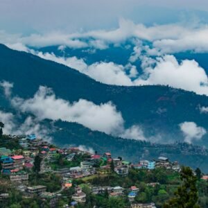 12 Days Gangtok, North, East & South Sikkim with Pelling & Darjeeling Tour